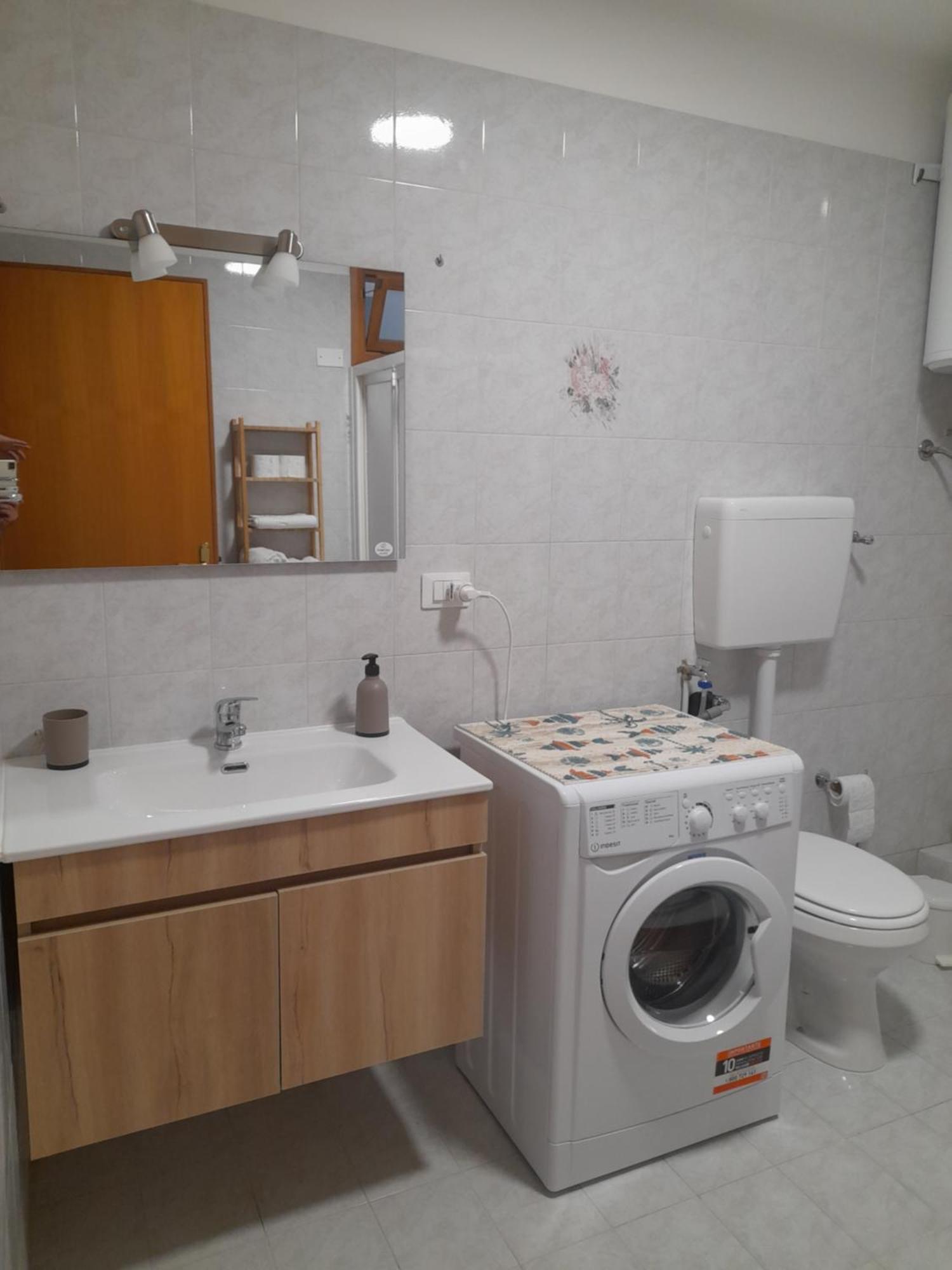 קאסטלמארה דל גולפו Casa Vacanza Tobruk מראה חיצוני תמונה