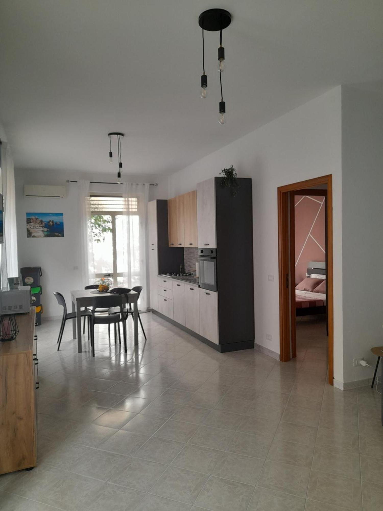 קאסטלמארה דל גולפו Casa Vacanza Tobruk מראה חיצוני תמונה